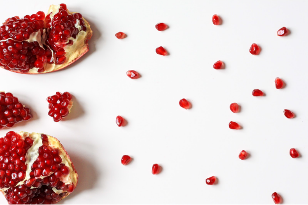 Potent & Powerful: The Benefits of Using Pomegranate Seed Oil